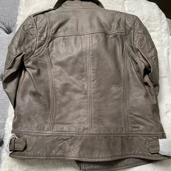 Nwt Banana Republic heritage leather jacket - Picture 4 of 10
